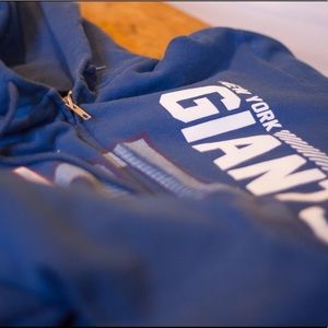 EUC‎ GIANTS sweatshirt